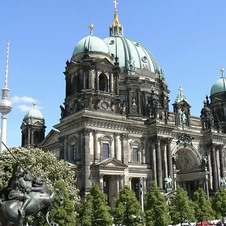 Best Apartment In The Center Of Berlin With Big Terrace